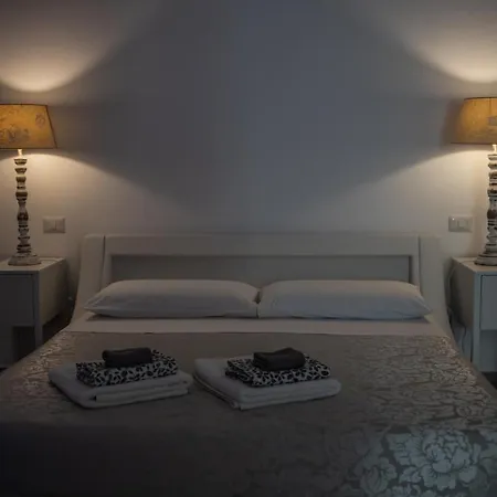 Vincent Suite Luxury B&B-3